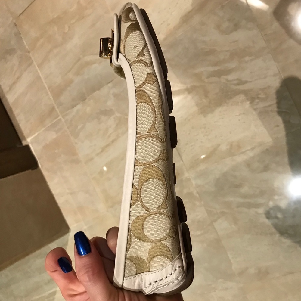 Coach Women’s Vinnette Flats - Picture 2 of 7